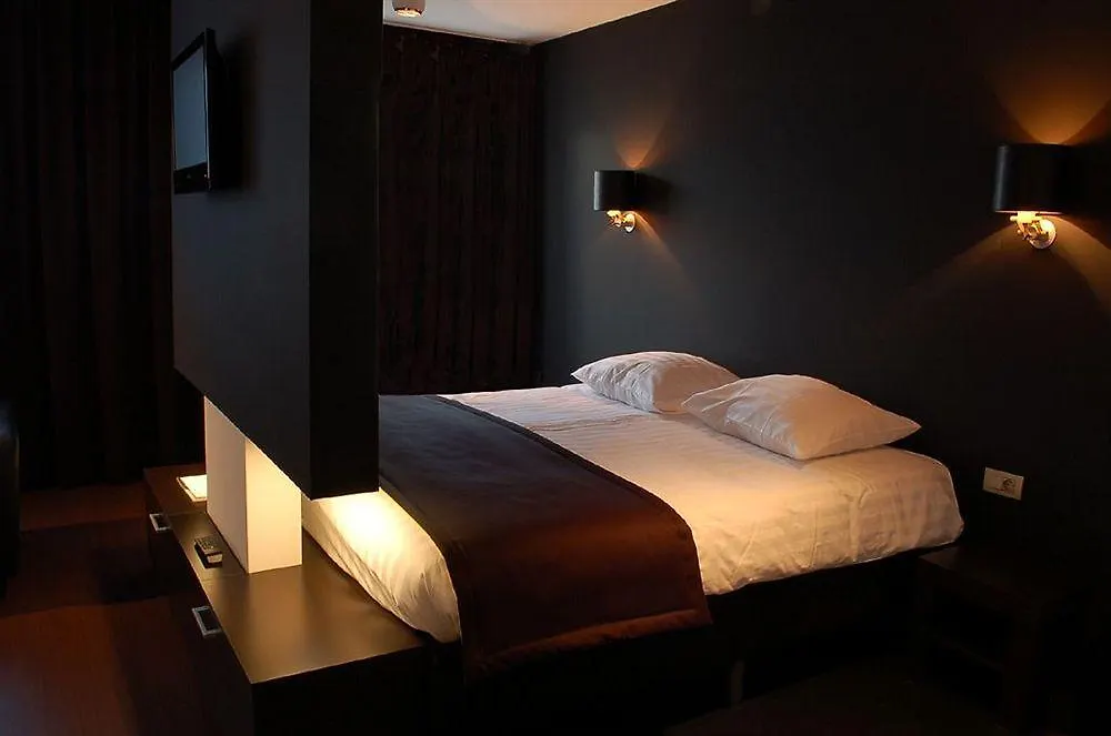 Hotel Victory contacts